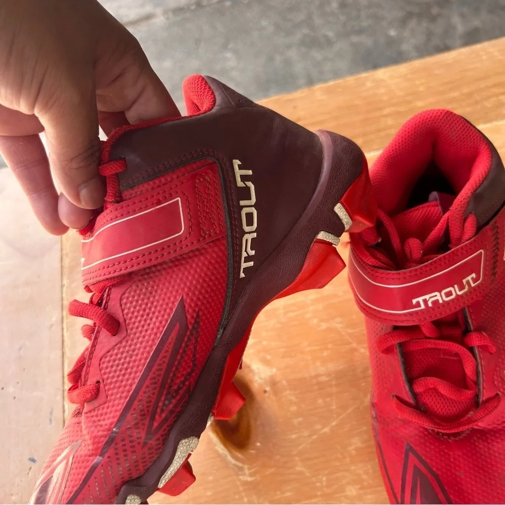Nike Kids Red and Black Sneakers